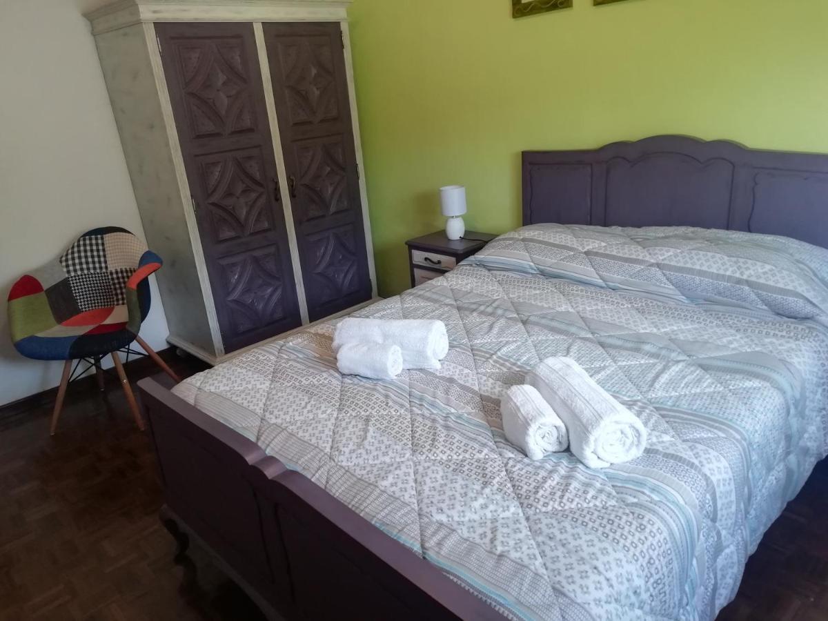Villa Goncalo Калдас да Райна Екстериор снимка
