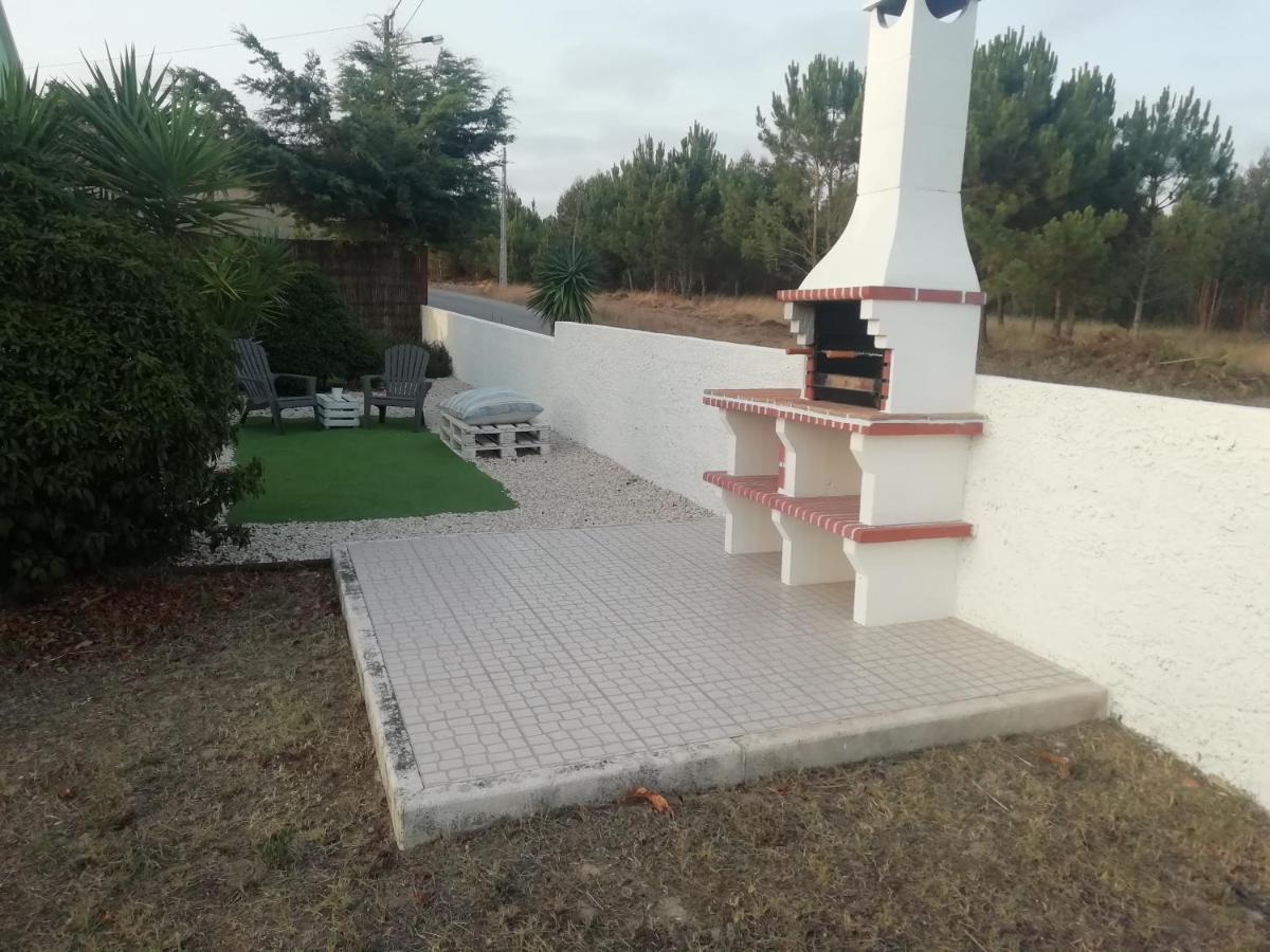 Villa Goncalo Калдас да Райна Екстериор снимка